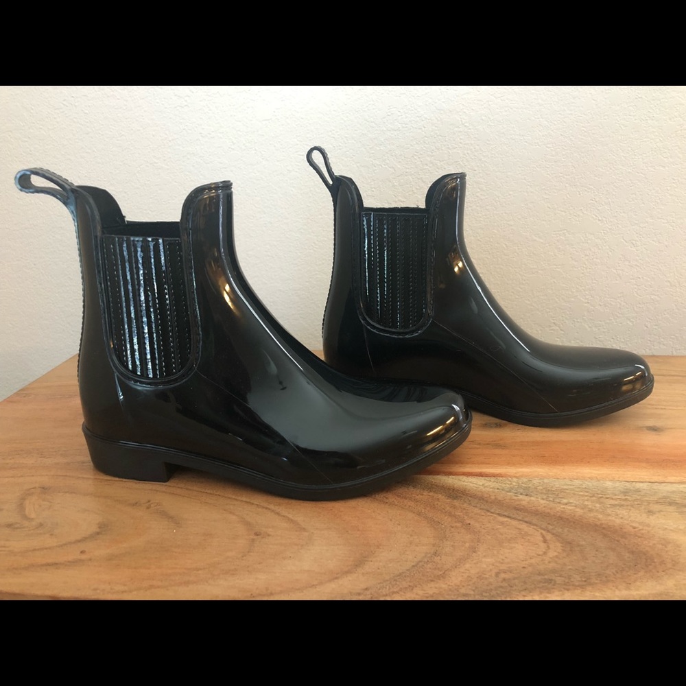 Rain boots